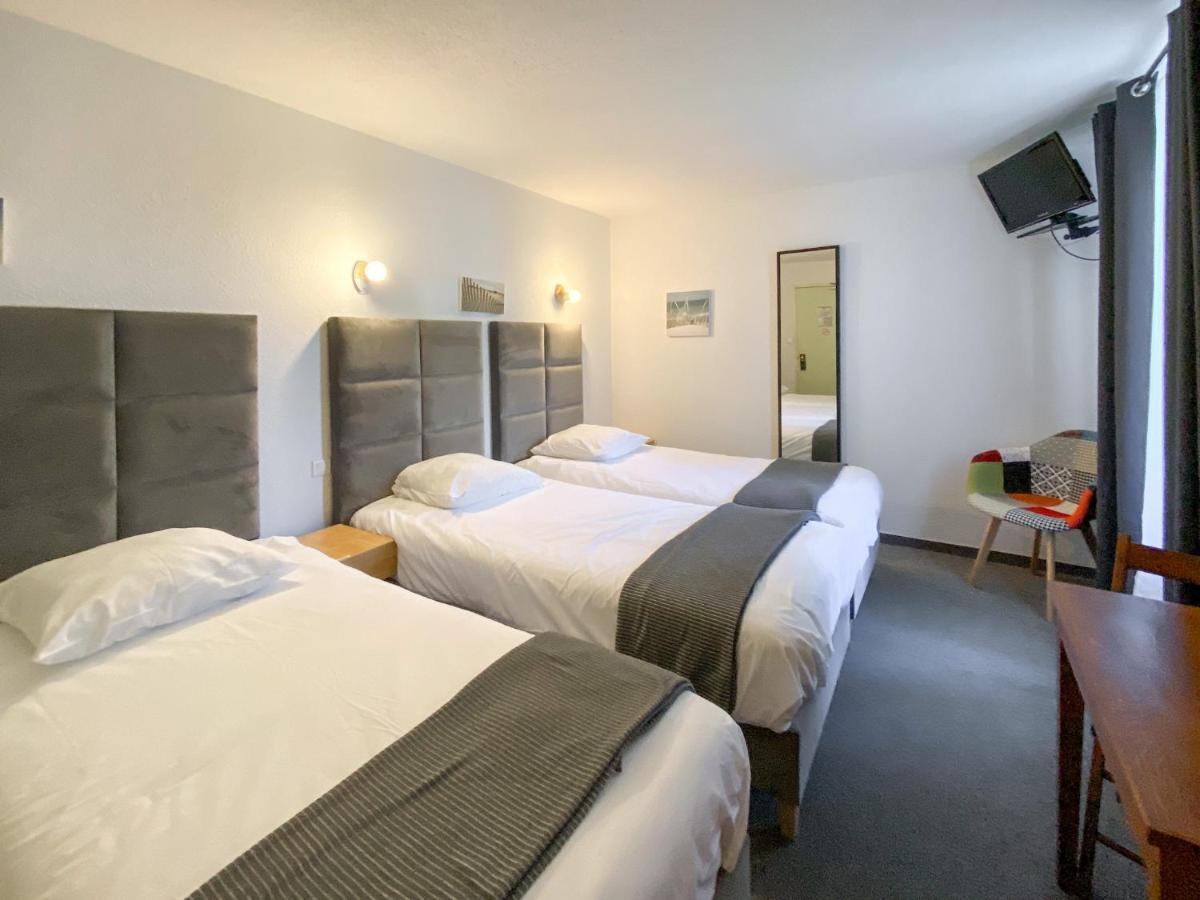 Hotel Les Tilleuls De Pareloup A Salles-Curan Экстерьер фото